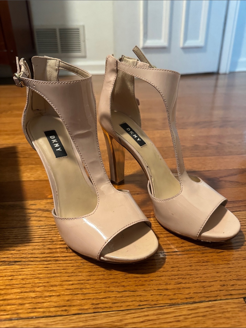 DKNY Heels